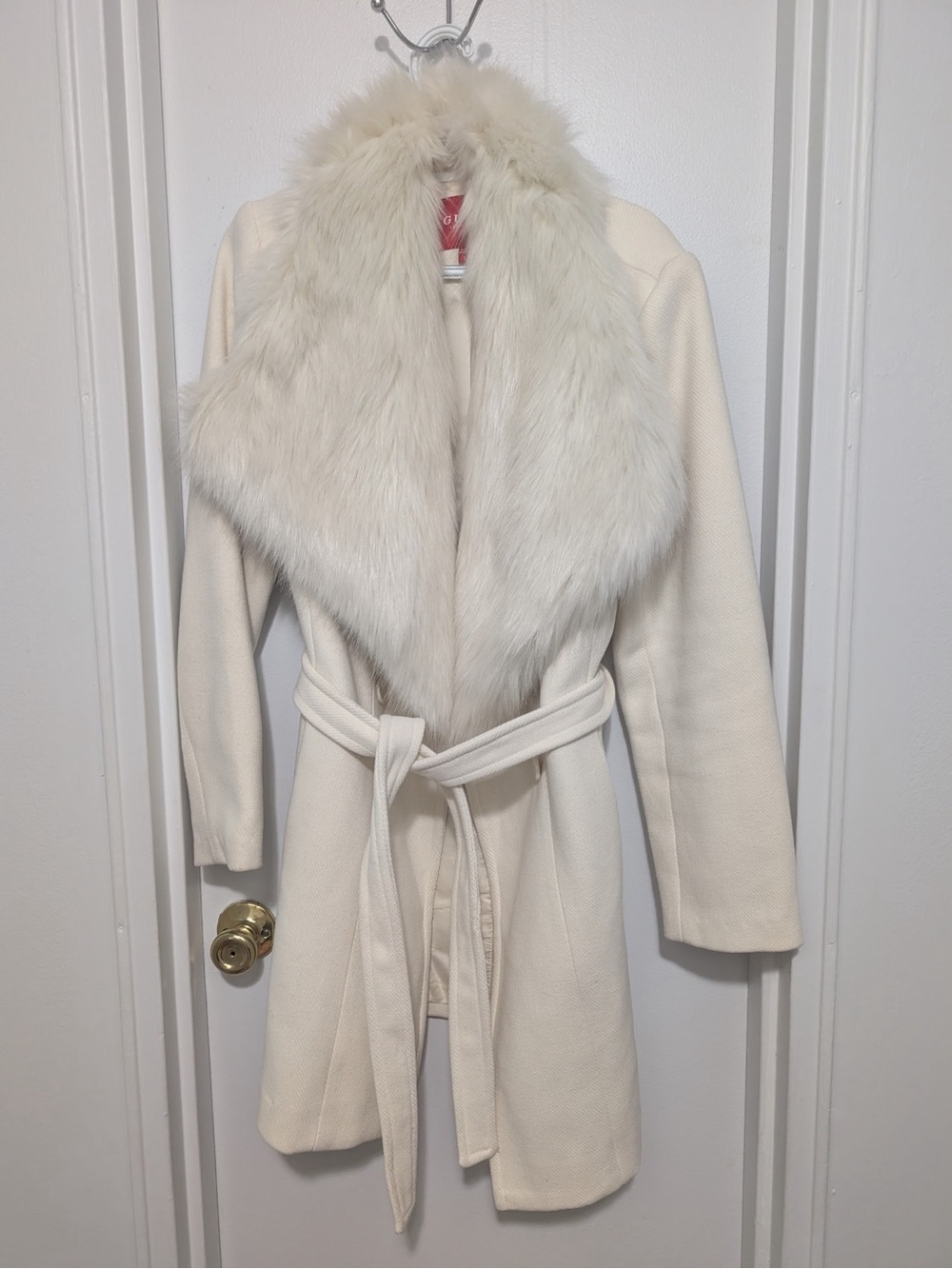 Guess Cream Faux Fur Collar Belted Trench Coat